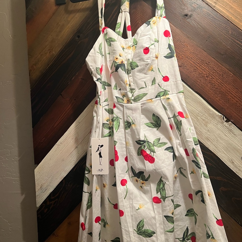 Cute summer dress *NWT sz 16 cherry print 🍒